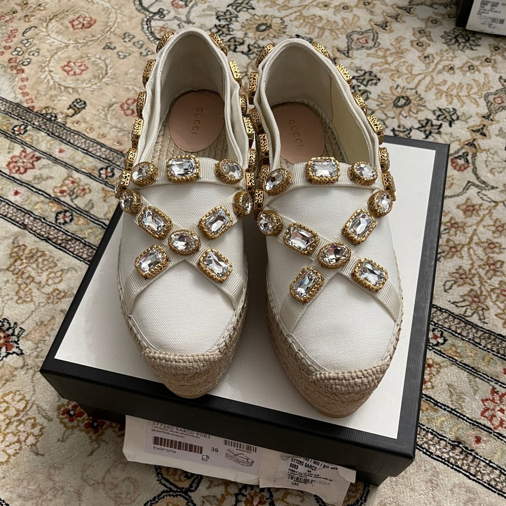 Gucci shoes